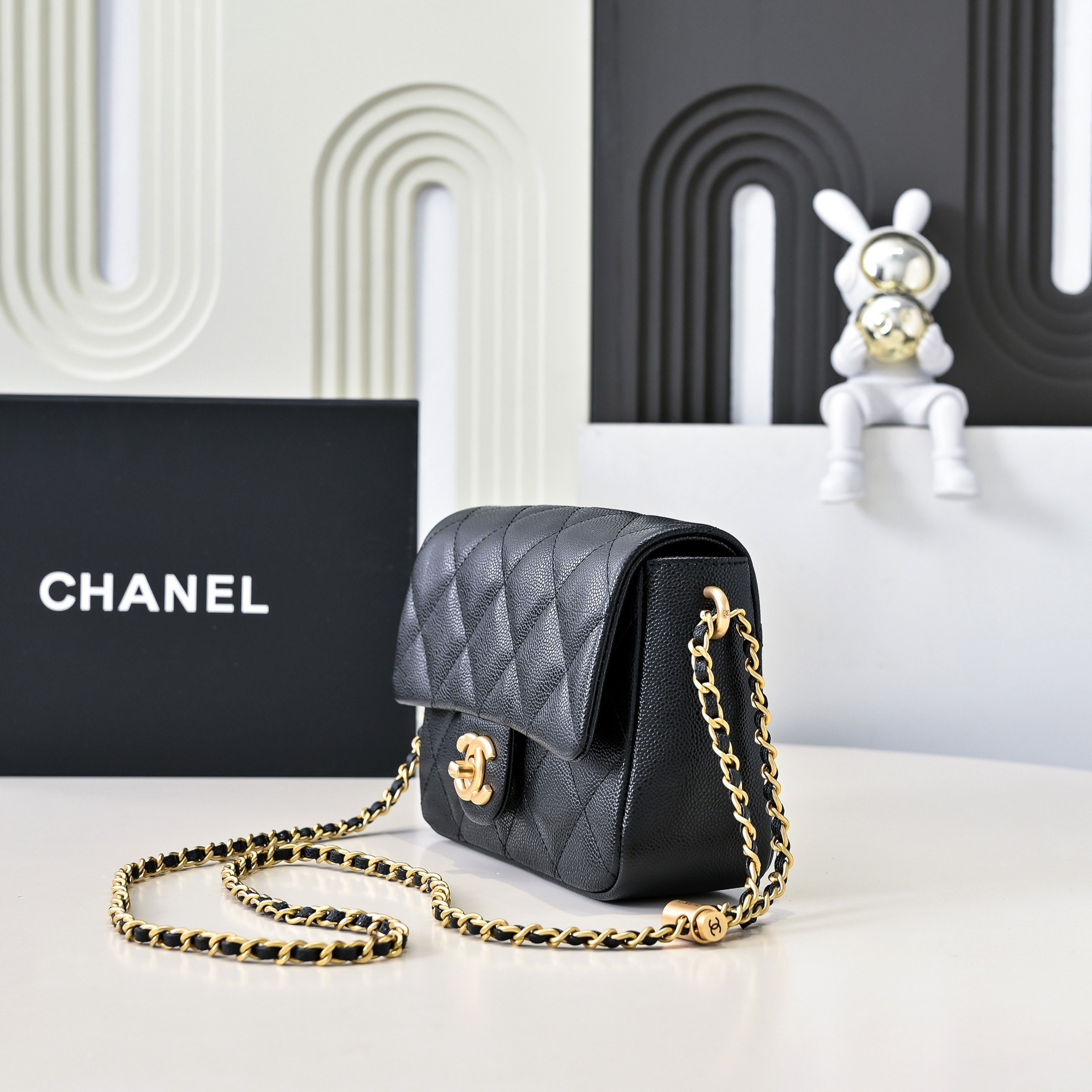 Ch*el flap cf22k 19.5x13.5x6cm as2855