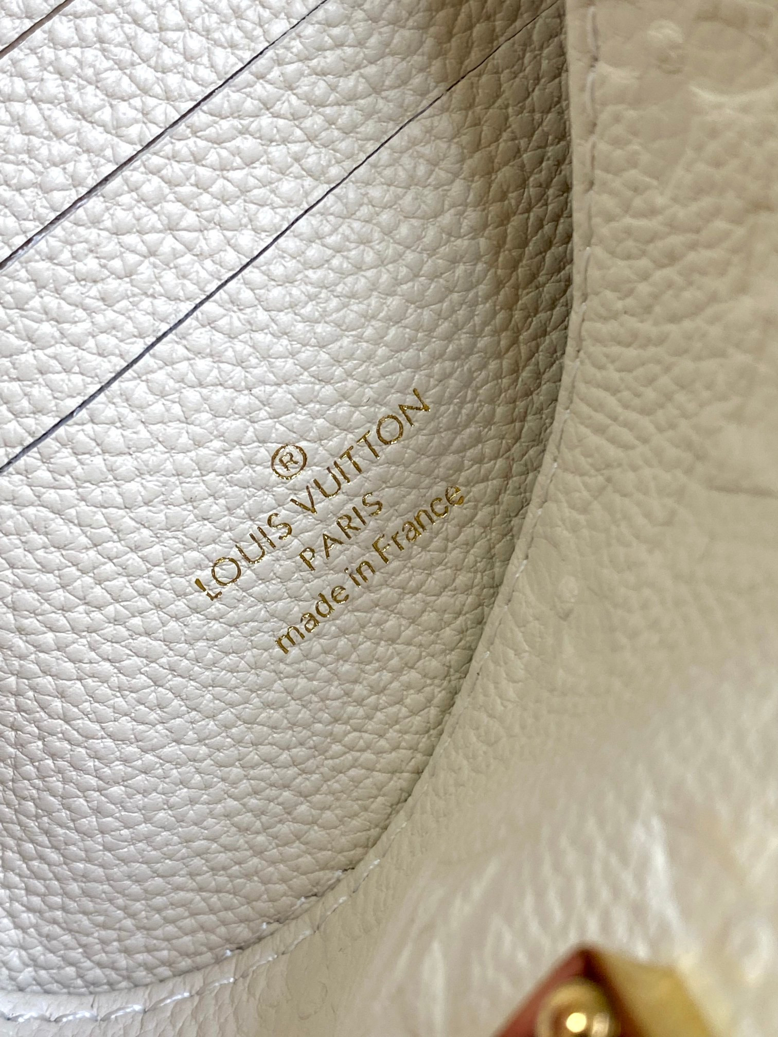 LV Nano Madeleine M12145 12.5 x 6 x 21cm