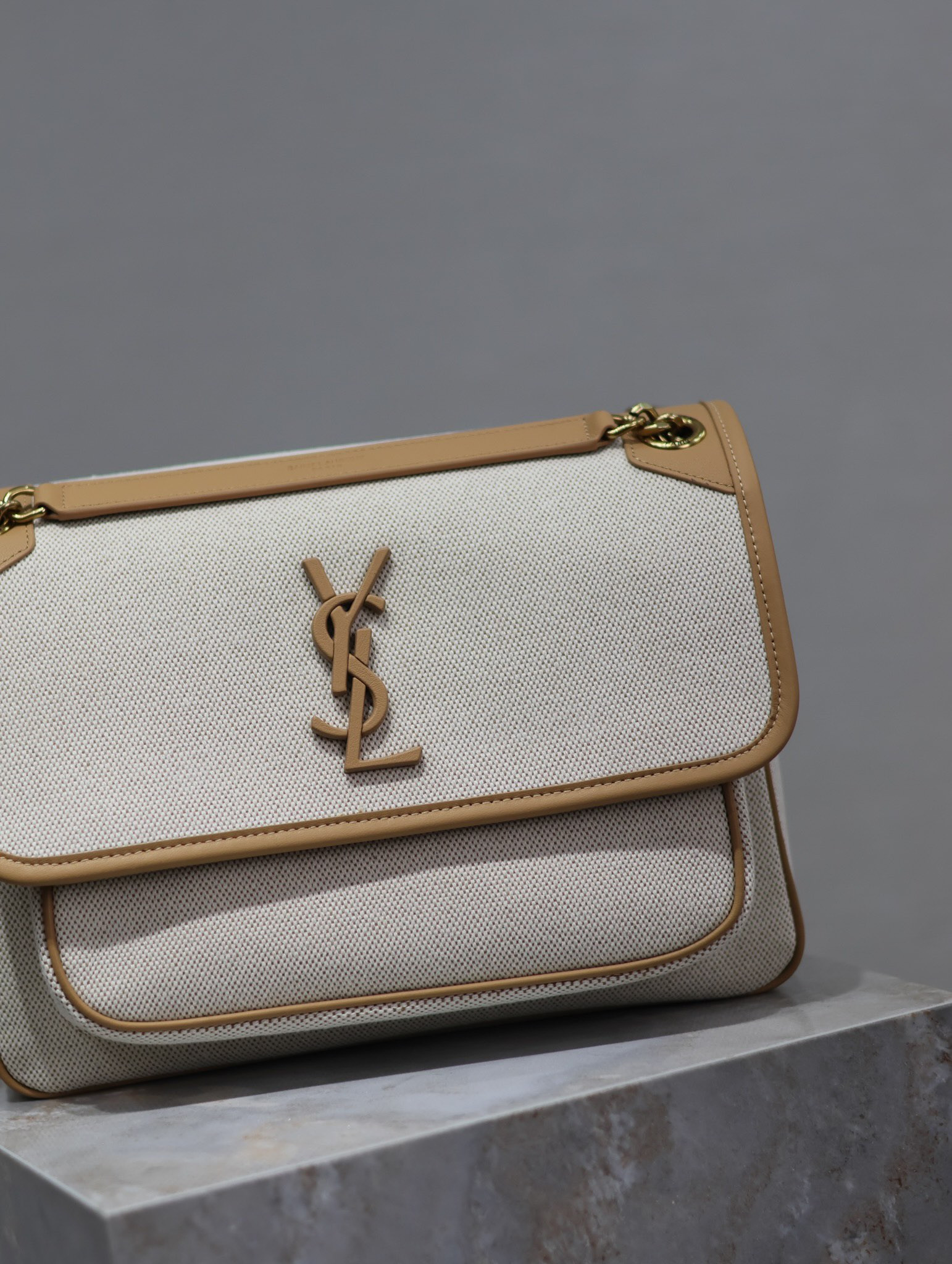 Y*L niki medium in calfskin cotton and linen 28x20x8.5cm