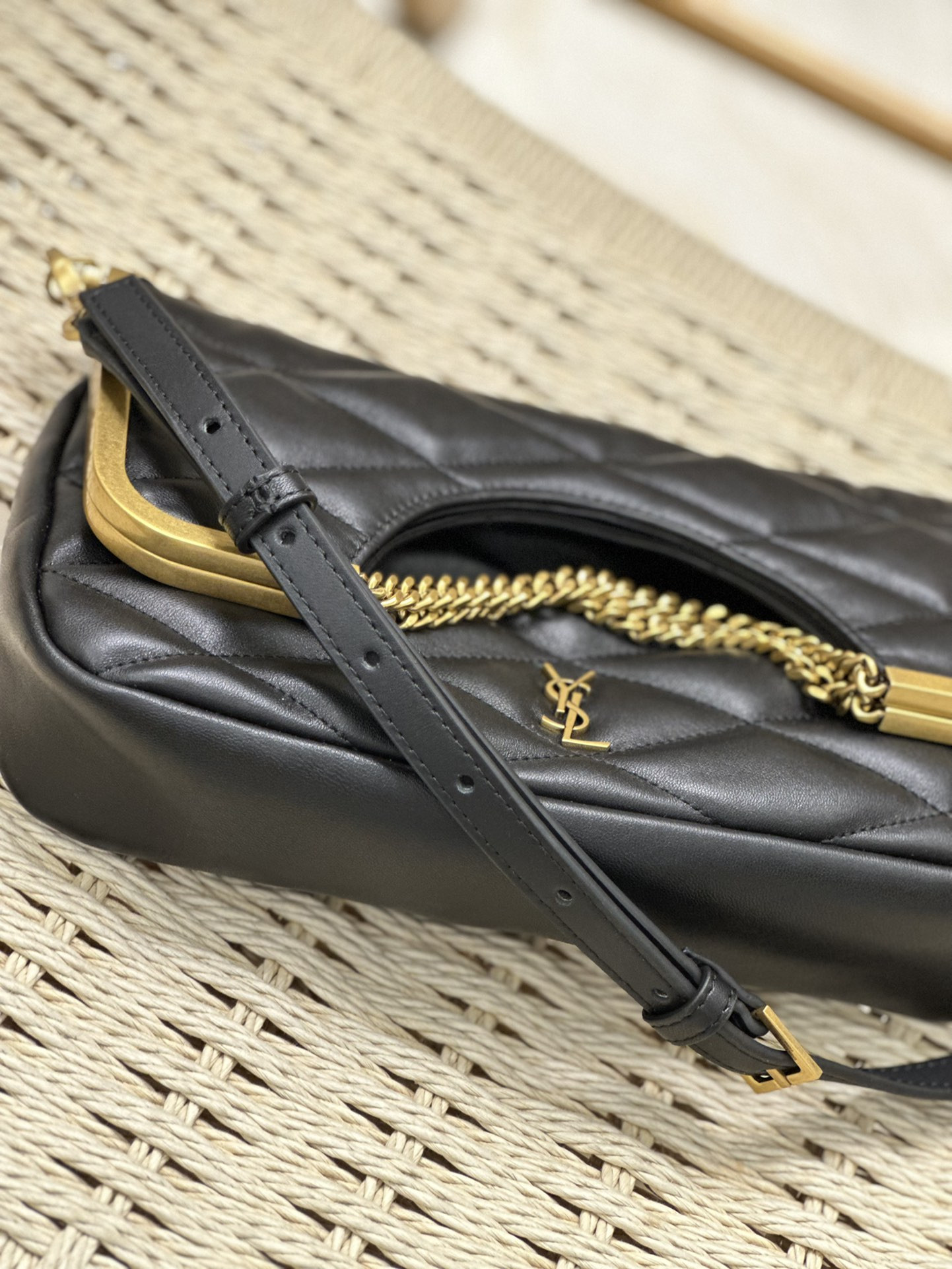 Y*L 87 in quilted lambskin 26x13x5cm