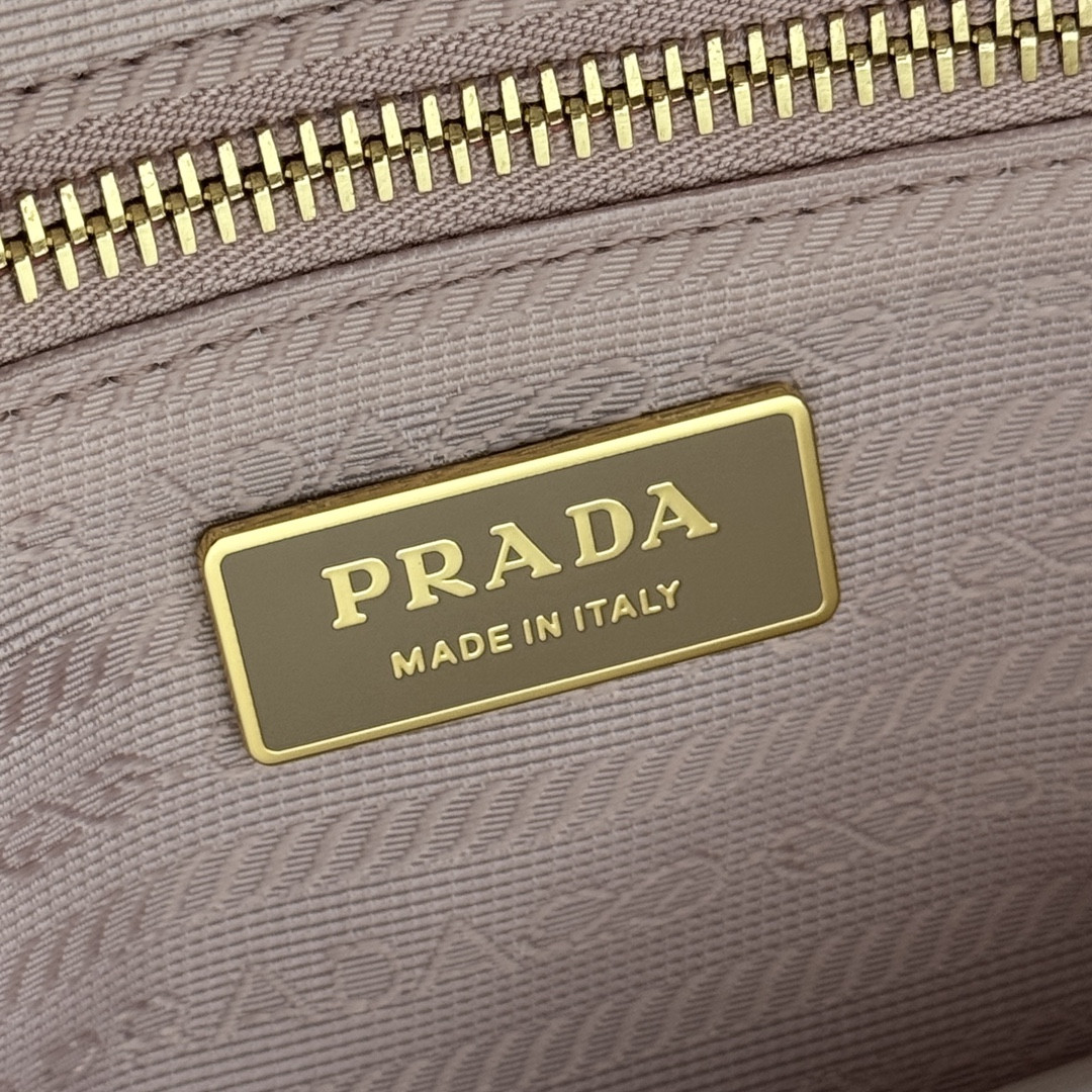 Pra*a dangle medium leather top-handle bag 14x30x13.5cm