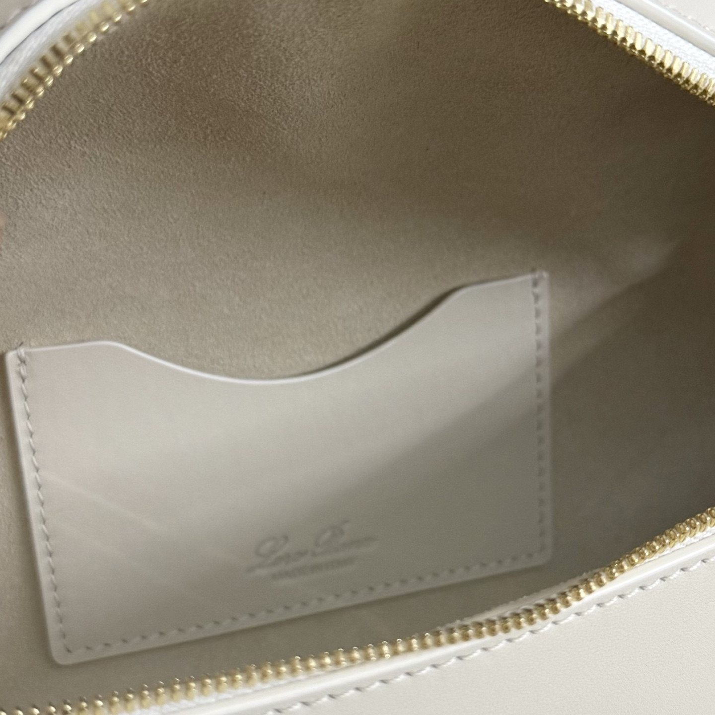 L**o p*ana extra bag l23 23x12x7cm