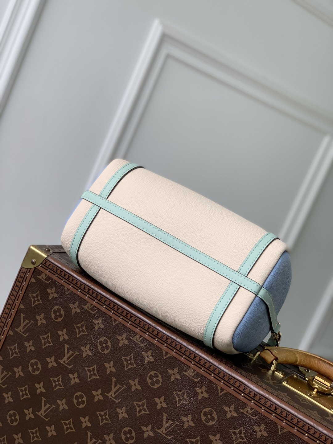 LV Express PM M26905 26x17x13.5cm