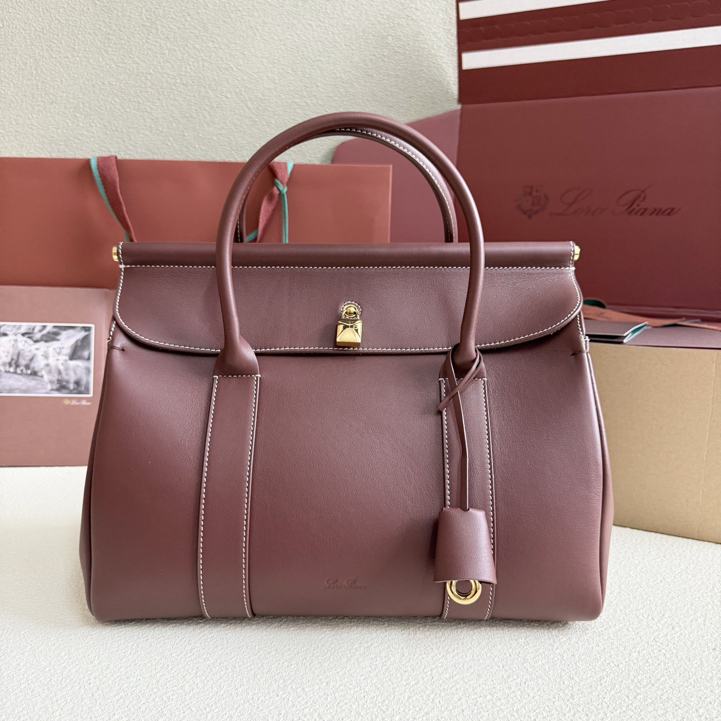 L**o p*ana loom l32 calfskin 33x23x18cm