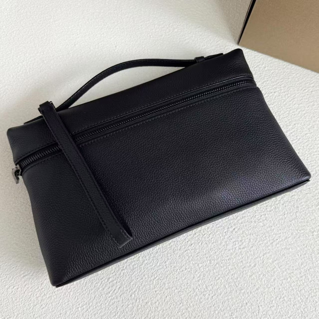 L**o p*ana extra pouch l29 29x18x5cm