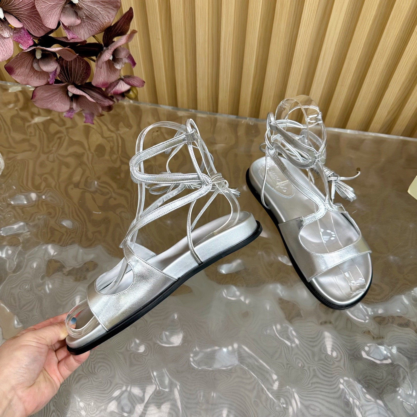 ua Ji*y Ch* sandals