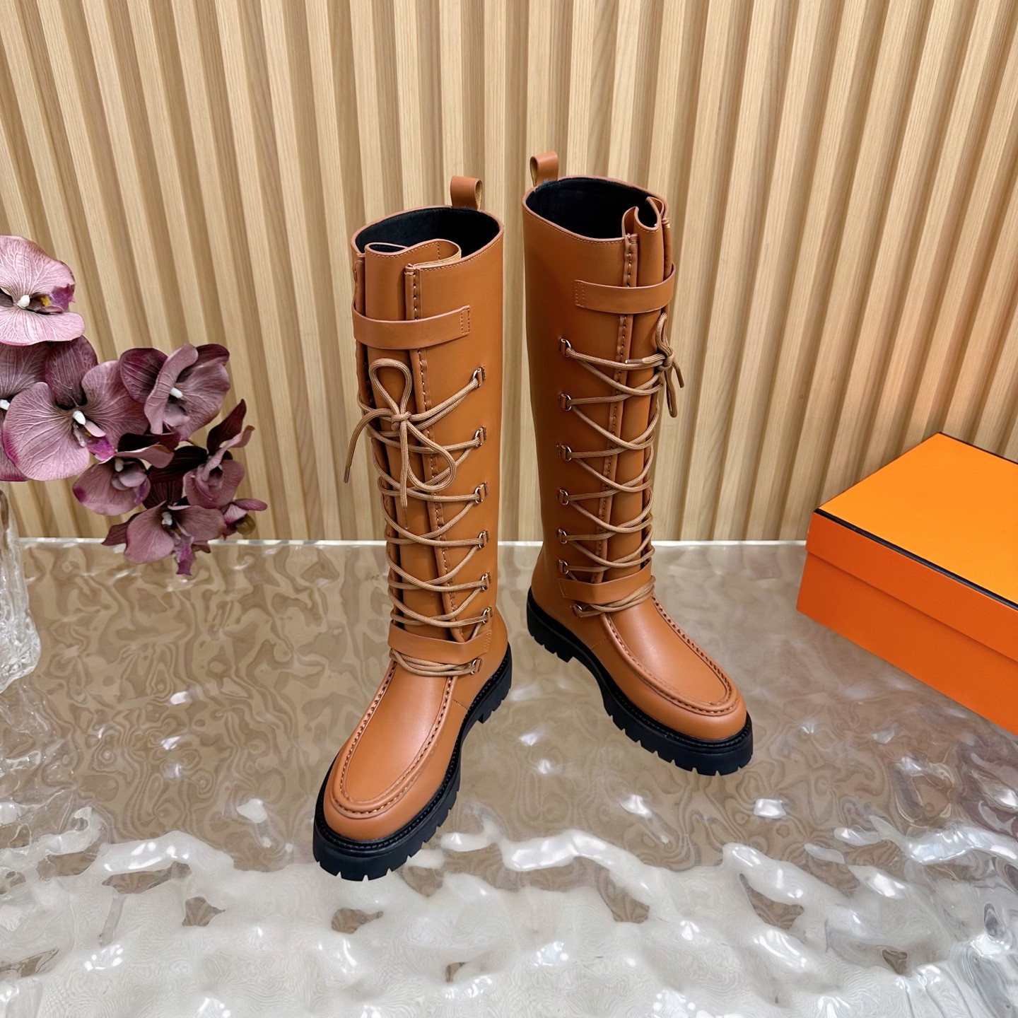 ua H**mes landscape boot