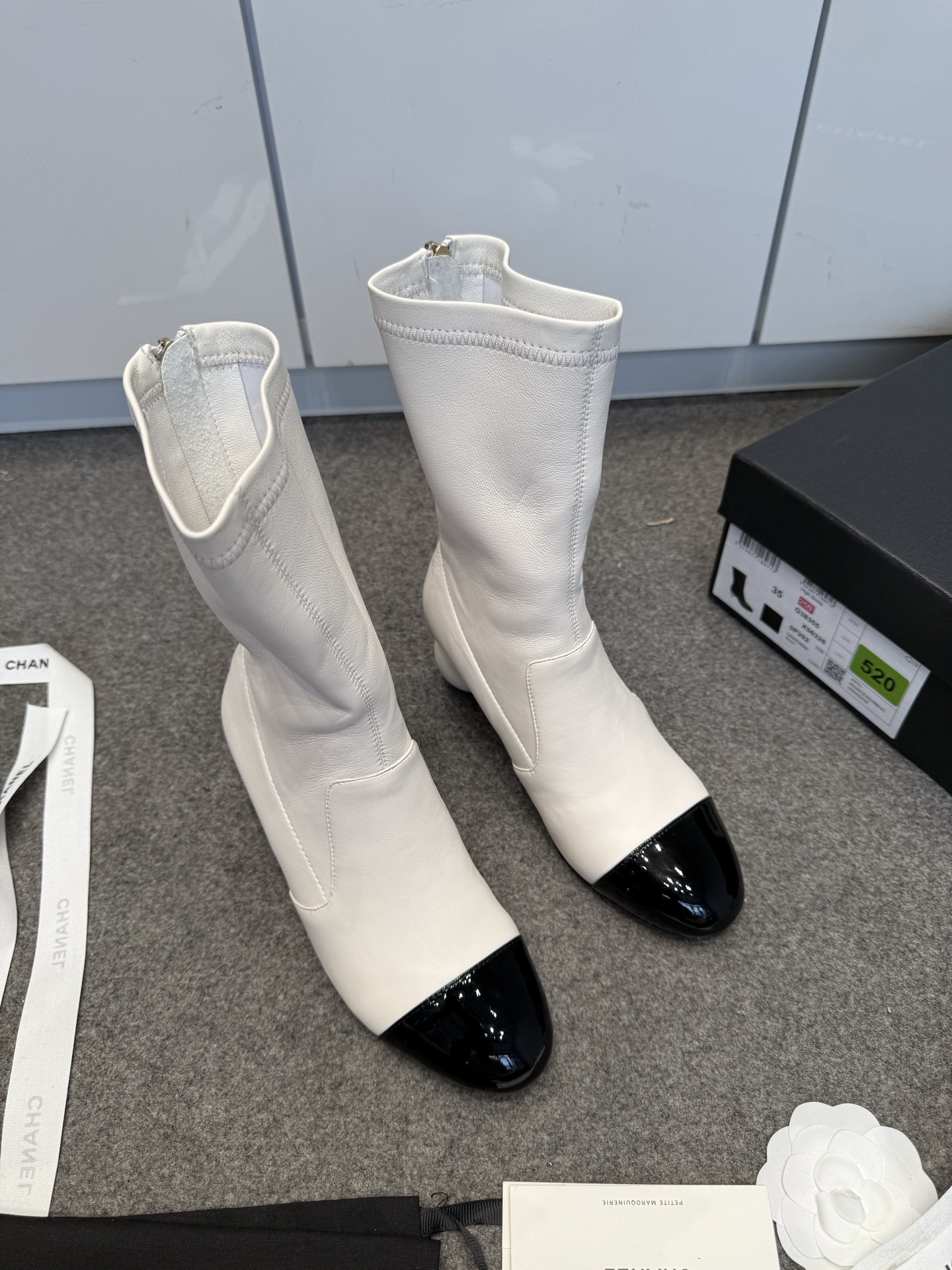 ua Ch*el mid-calf boots 6.5cm heel