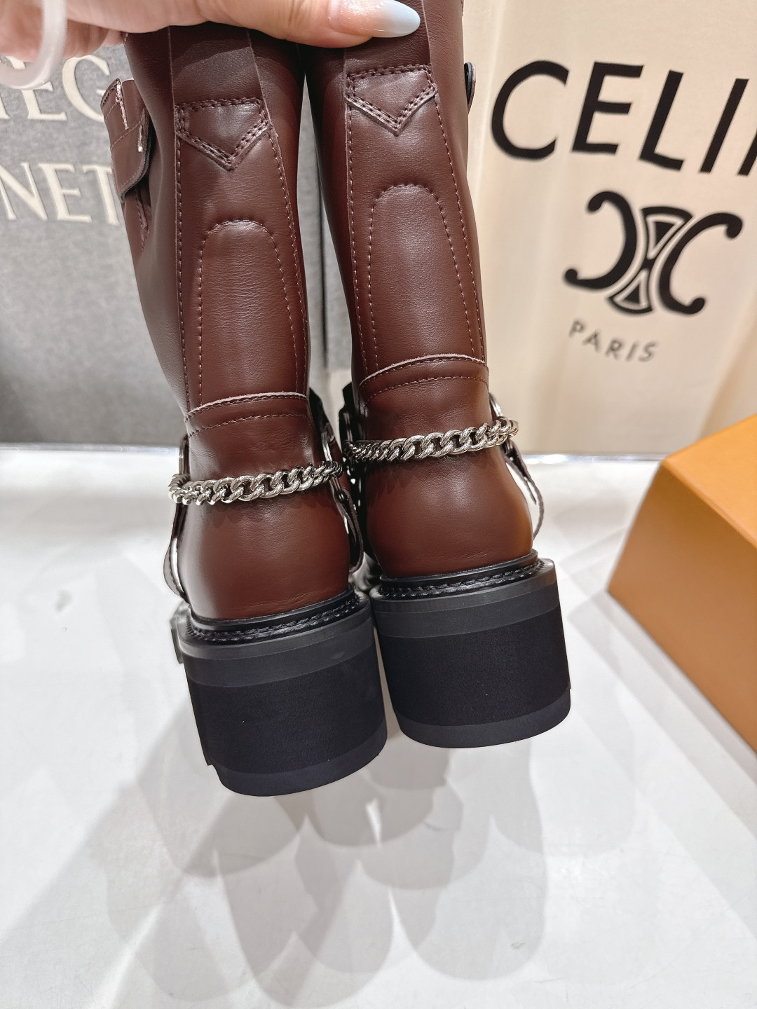 UA LV Beaubourg Ankle Boot