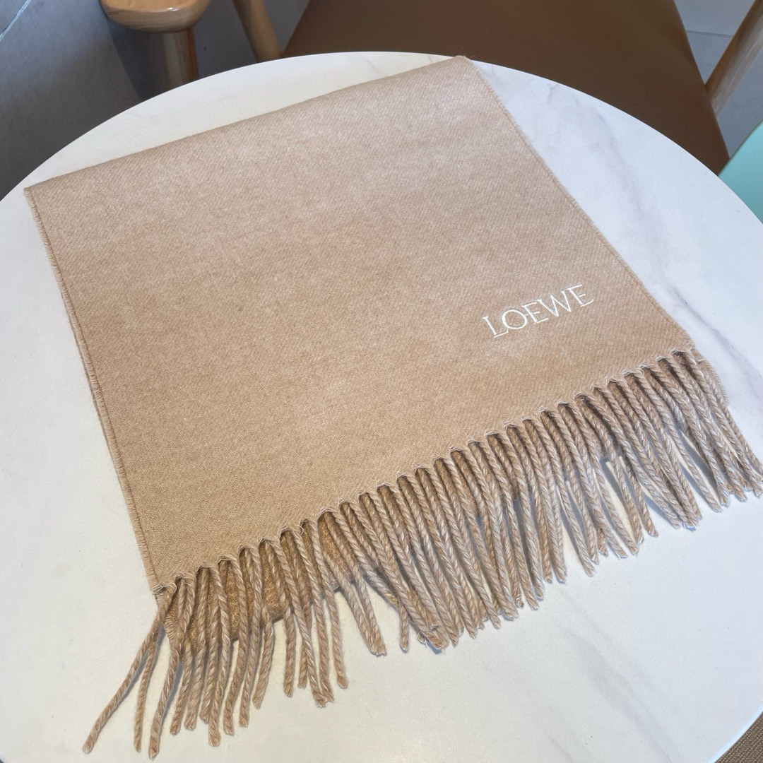 L0ew* scarf 30x182cm 90% wool 10% cashmere