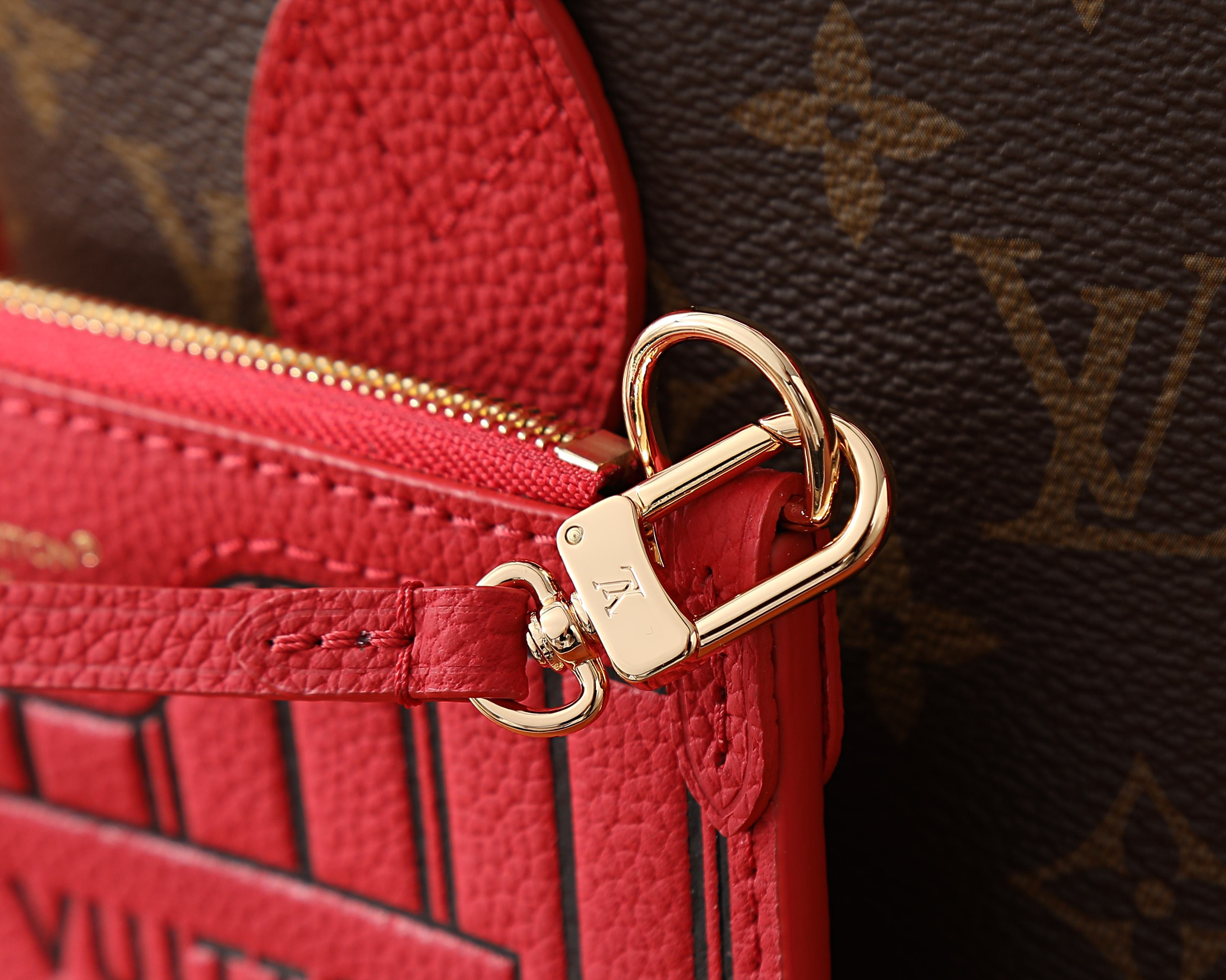 LV NEVERFULL INSIDE OUT BB Handbag M28318 16.5x11x26.5cm