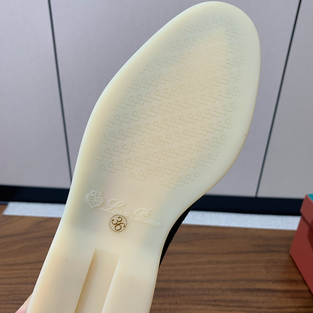 ua L**o p*ana summer walk loafers