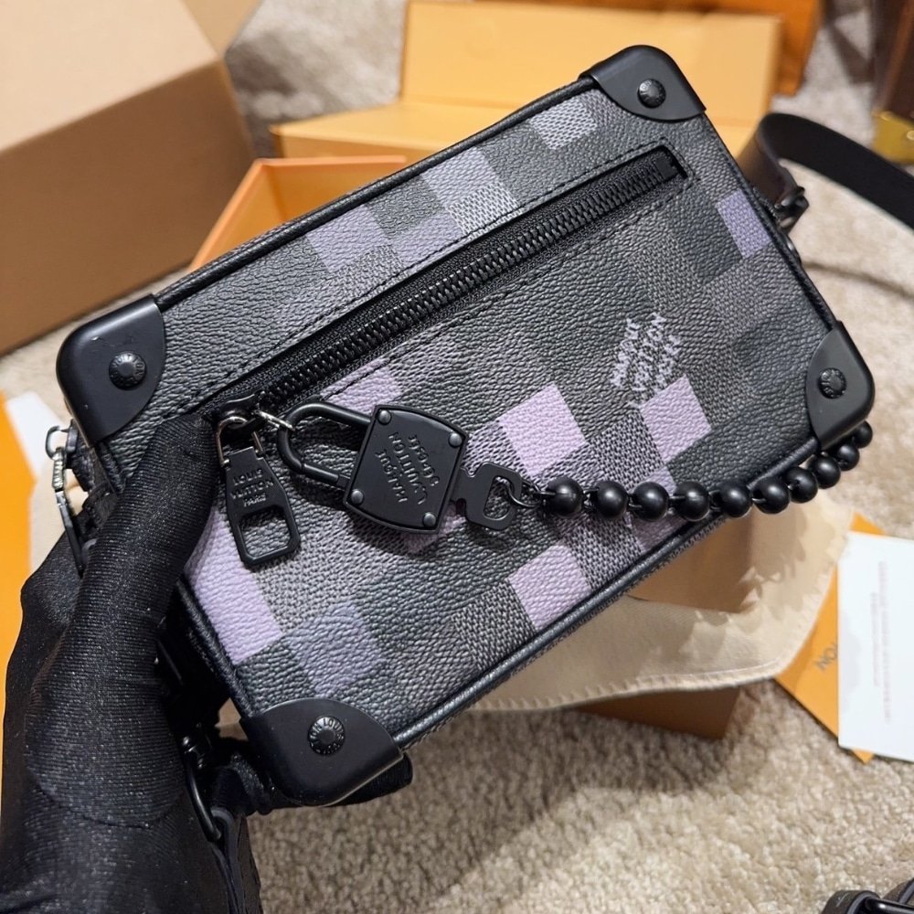 L0vis Vvtt0n Mini Soft Trunk Box Bag Black 18Cm M14922