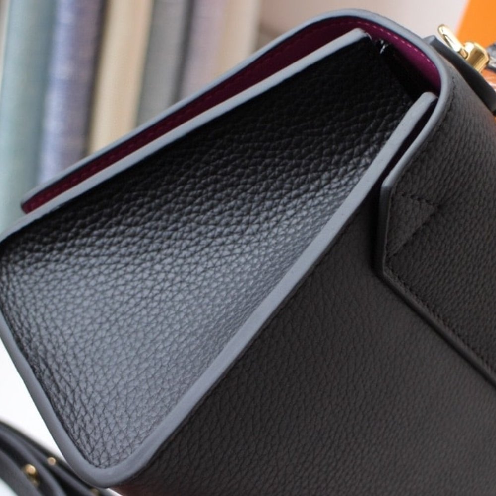 L0vis Vvtt0n Twist One Handle PM 25Cm Black M57093