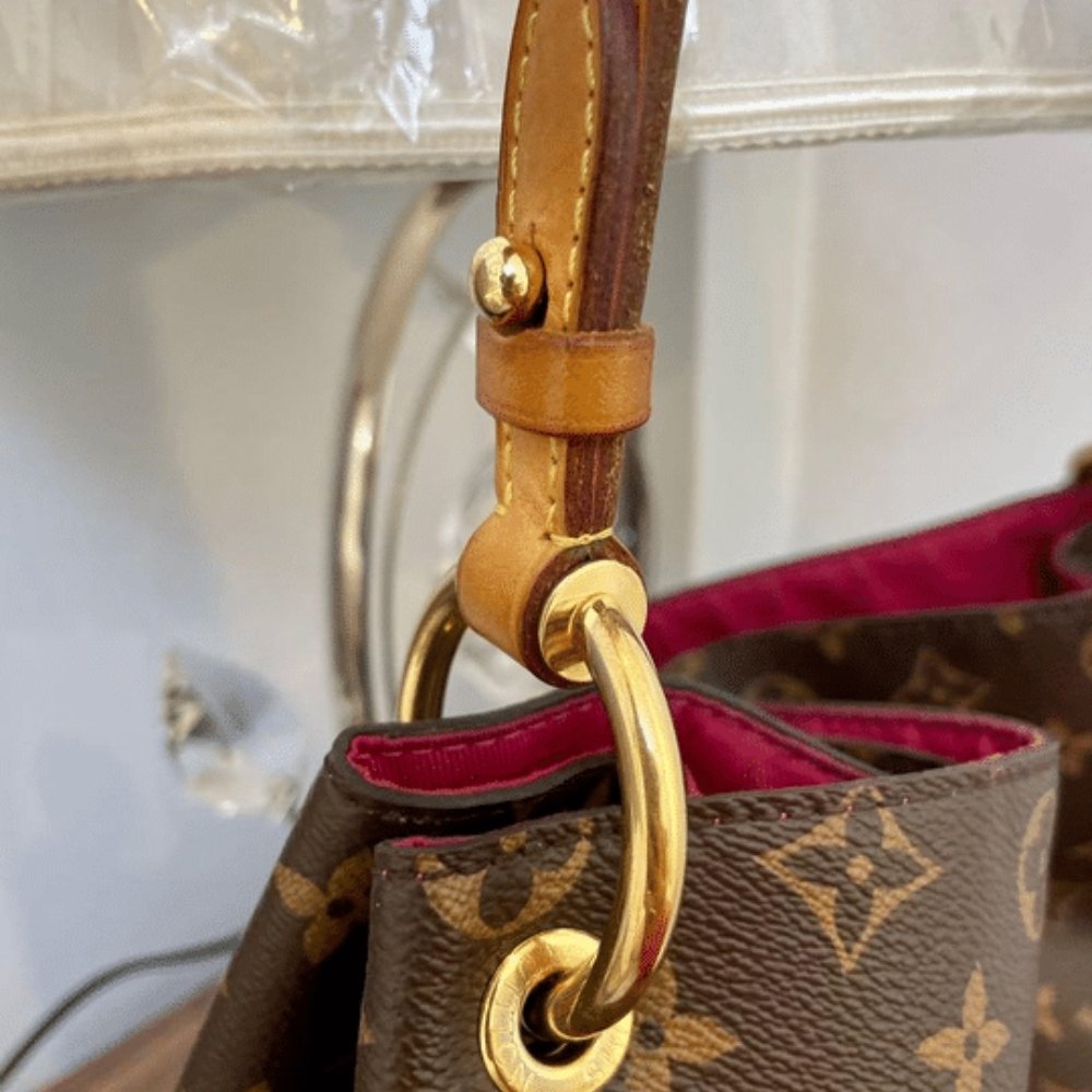 L0vis Vvtt0n Graceful MM Peony 41Cm M43703