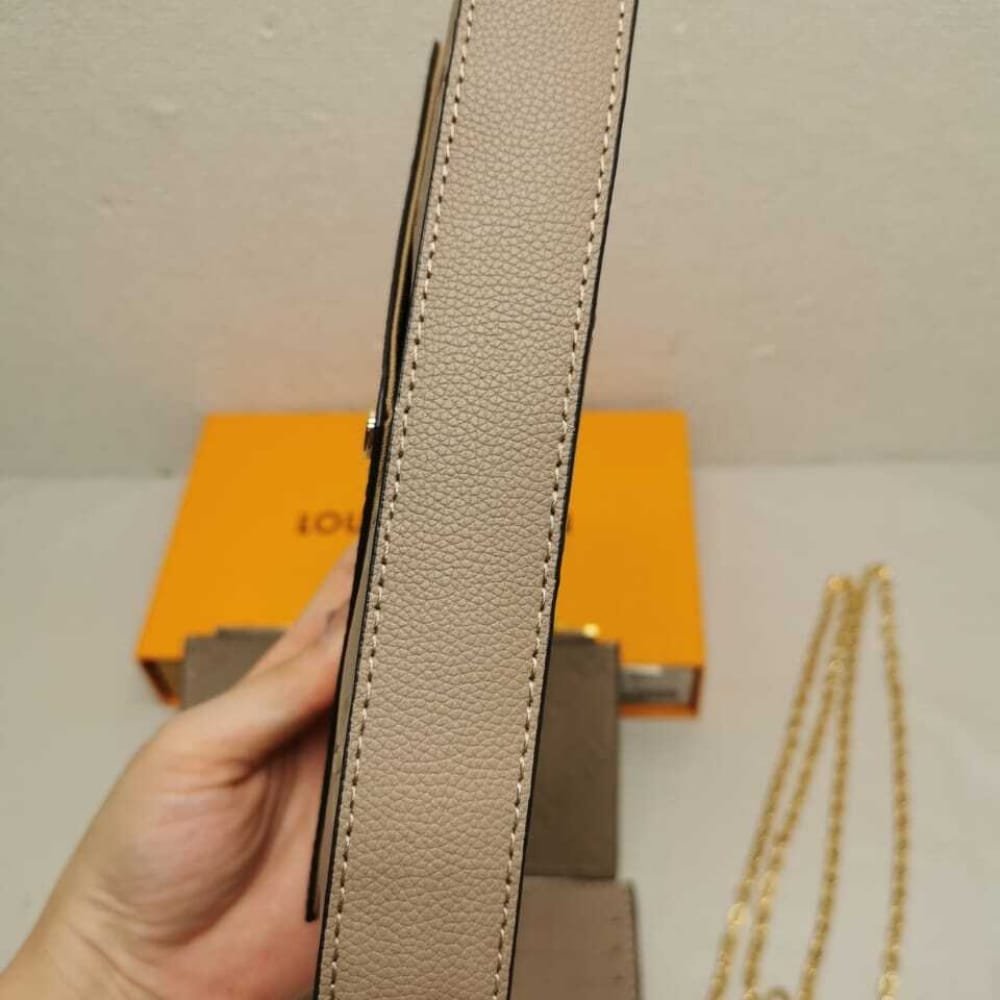 L0vis Vvtt0n Felicie Pochette Monogram Bag Beige 21Cm M82609