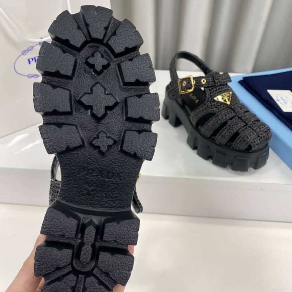 Pra*a Monolith Crochet Cage Sandals Black 1X138N 3L8W F0002 F 055