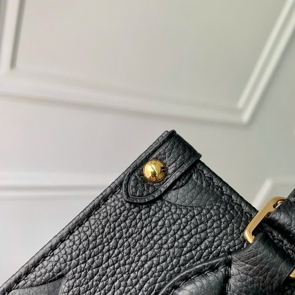 L0vis Vvtt0n Onthego BB Monogram Empreinte Black 18Cm M46993