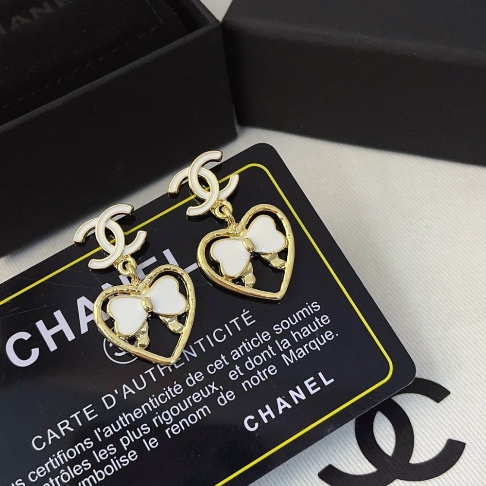 Ch**el Earrings With Cc Logo Abf305 B19851 Nafgv