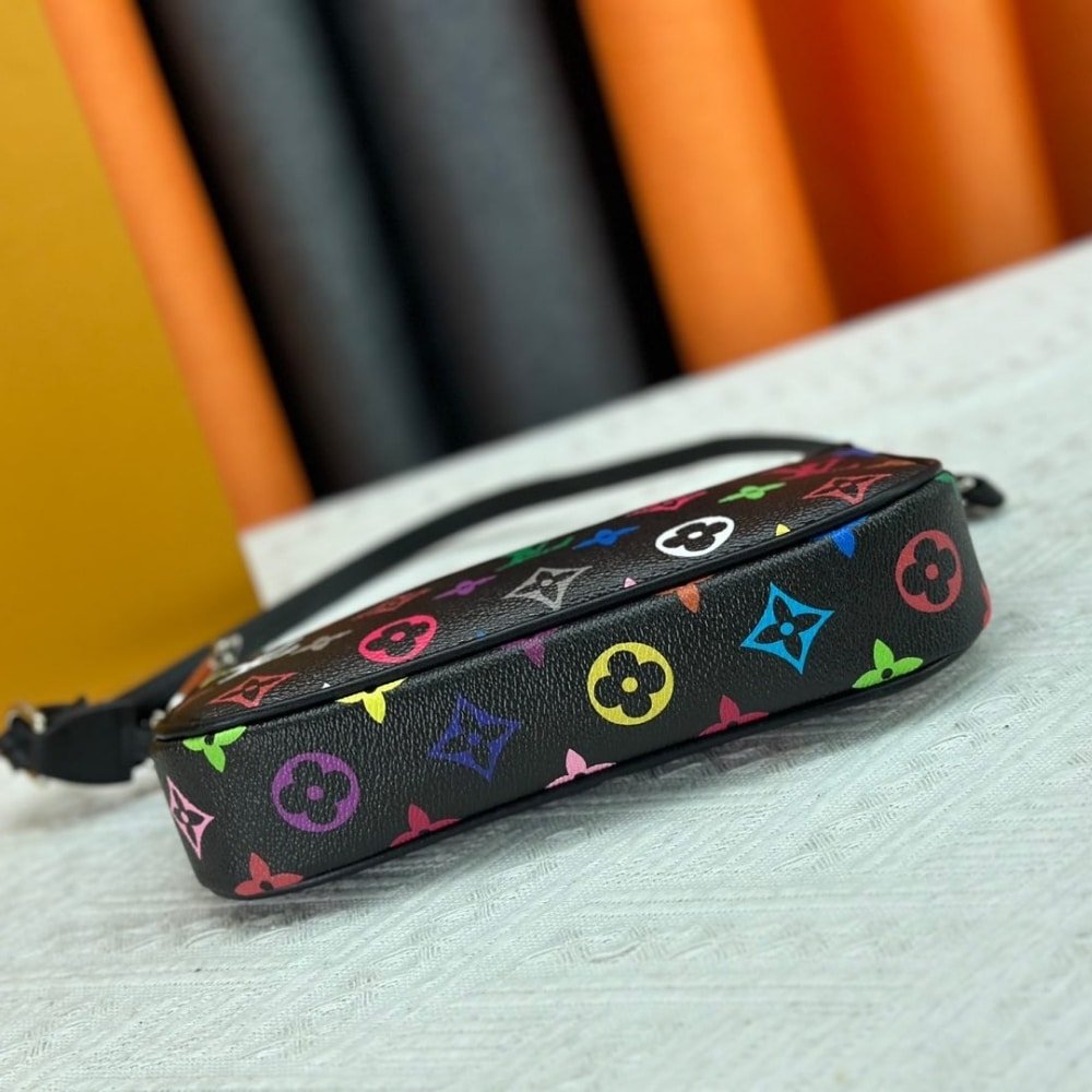 L0vis Vvtt0n X Murakami Pochette Accessoires Multicolore Noir 22Cm M13663