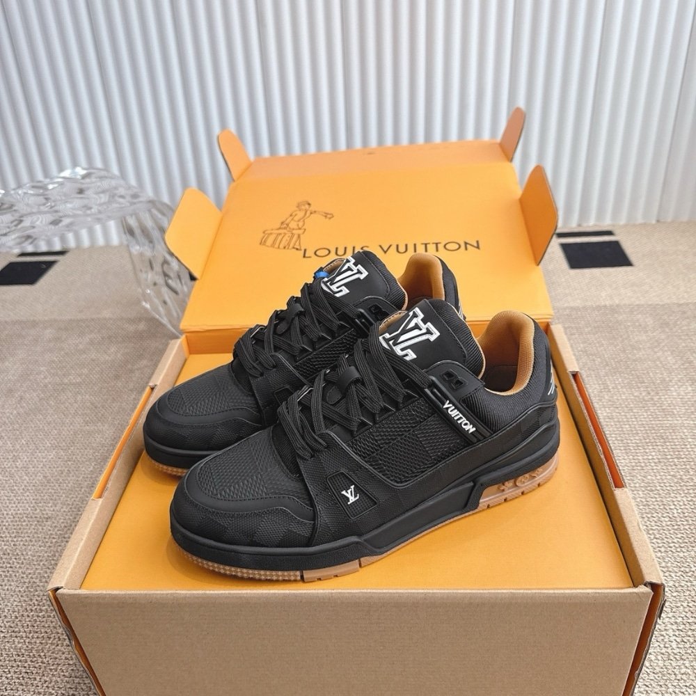 L0vis Vvtt0n Lv Trainer Sneaker Black 1Ahtt2