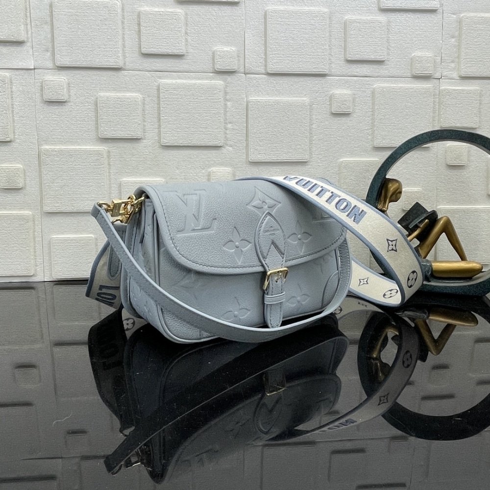 [S*per Vip 1:1] L0vis Vvtt0n Diane Bag Blue 24Cm M46846