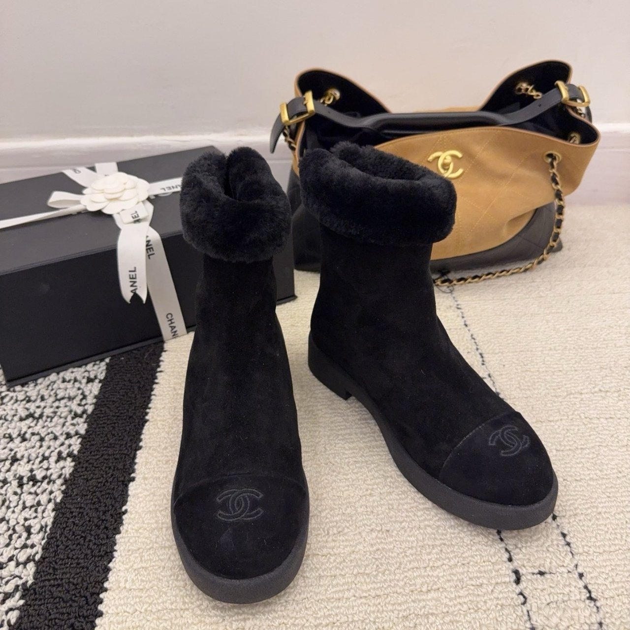 Ch**el Suede Ankle Boots Black G45941 B17918 94035