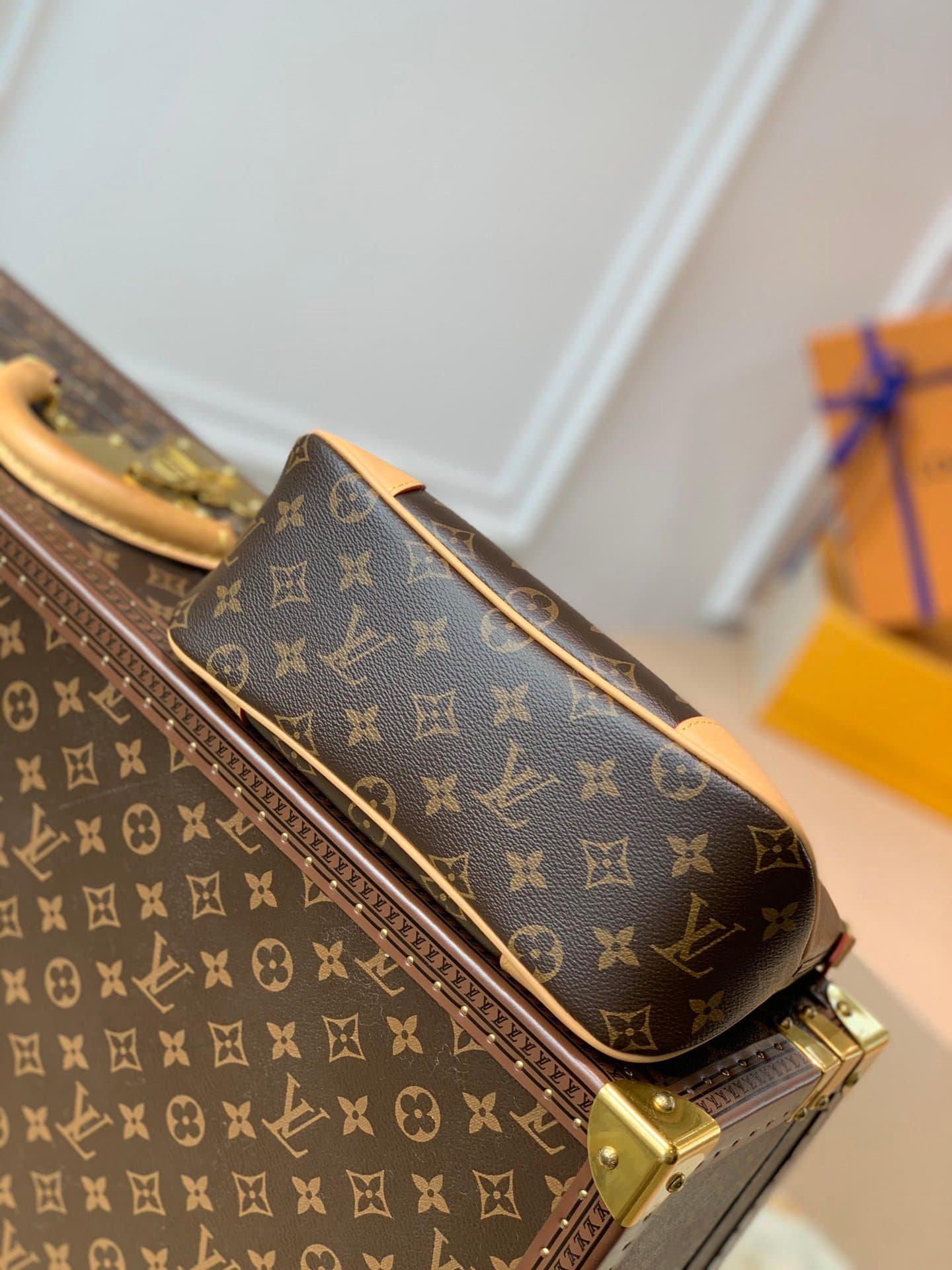 L0vis Vvtt0n Boulogne PM Monogram Natural 29Cm M45832