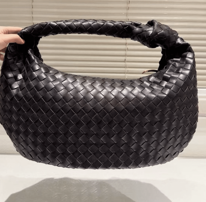 B0tt*ga Ven*ta Small Jodie Shoulder Bag In Black 34Cm 690225Vcpp01229