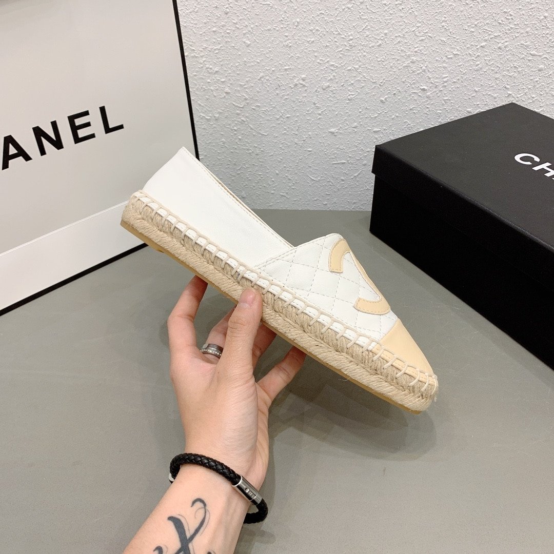 Ch**el Cc Espadrilles Slip On White Beige