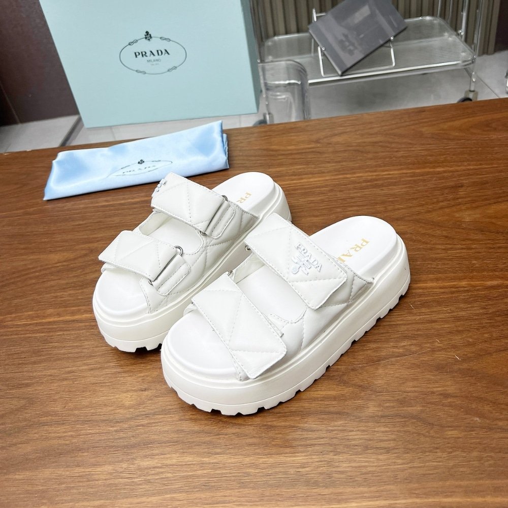 Pra*a Quilted Leather Platform Sandals White