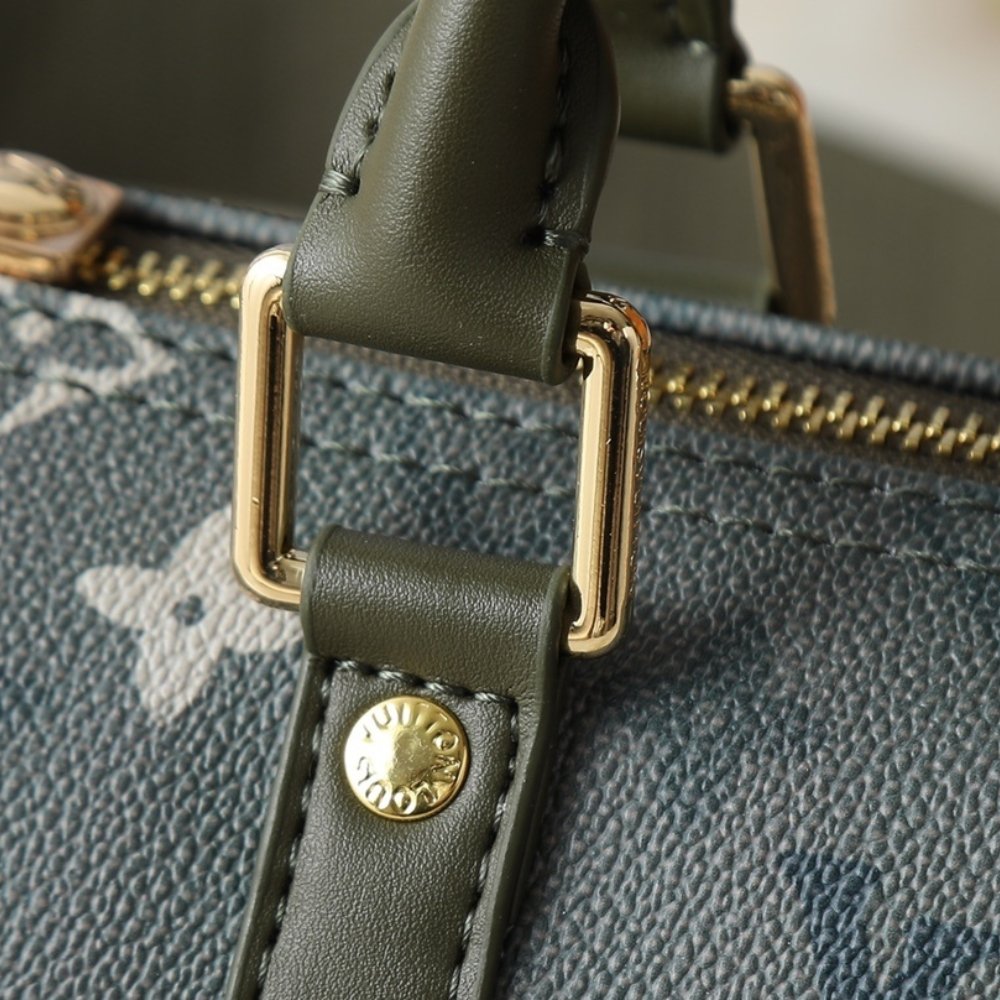 L0vis Vvtt0n Keepall Bandoulière 25 Khaki 25Cm M26930