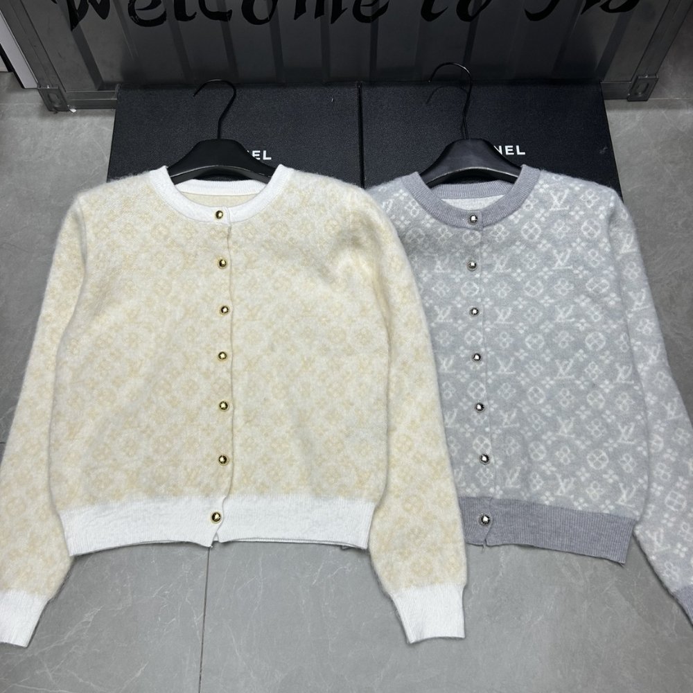 L0vis Vvtt0n Monogram Brushed Knit Cardigan Grey 1Ajfs4