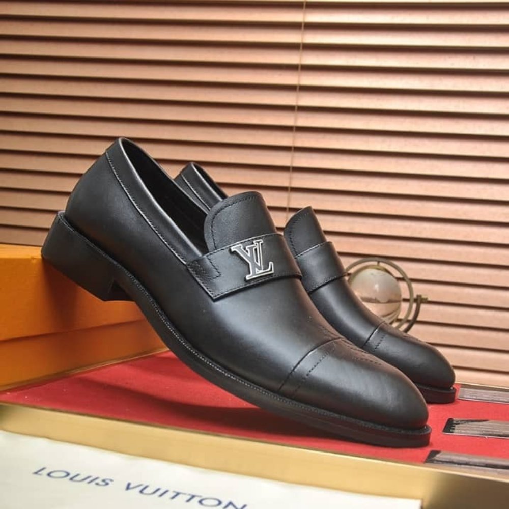 L0vis Vvtt0n Men Loafers Black