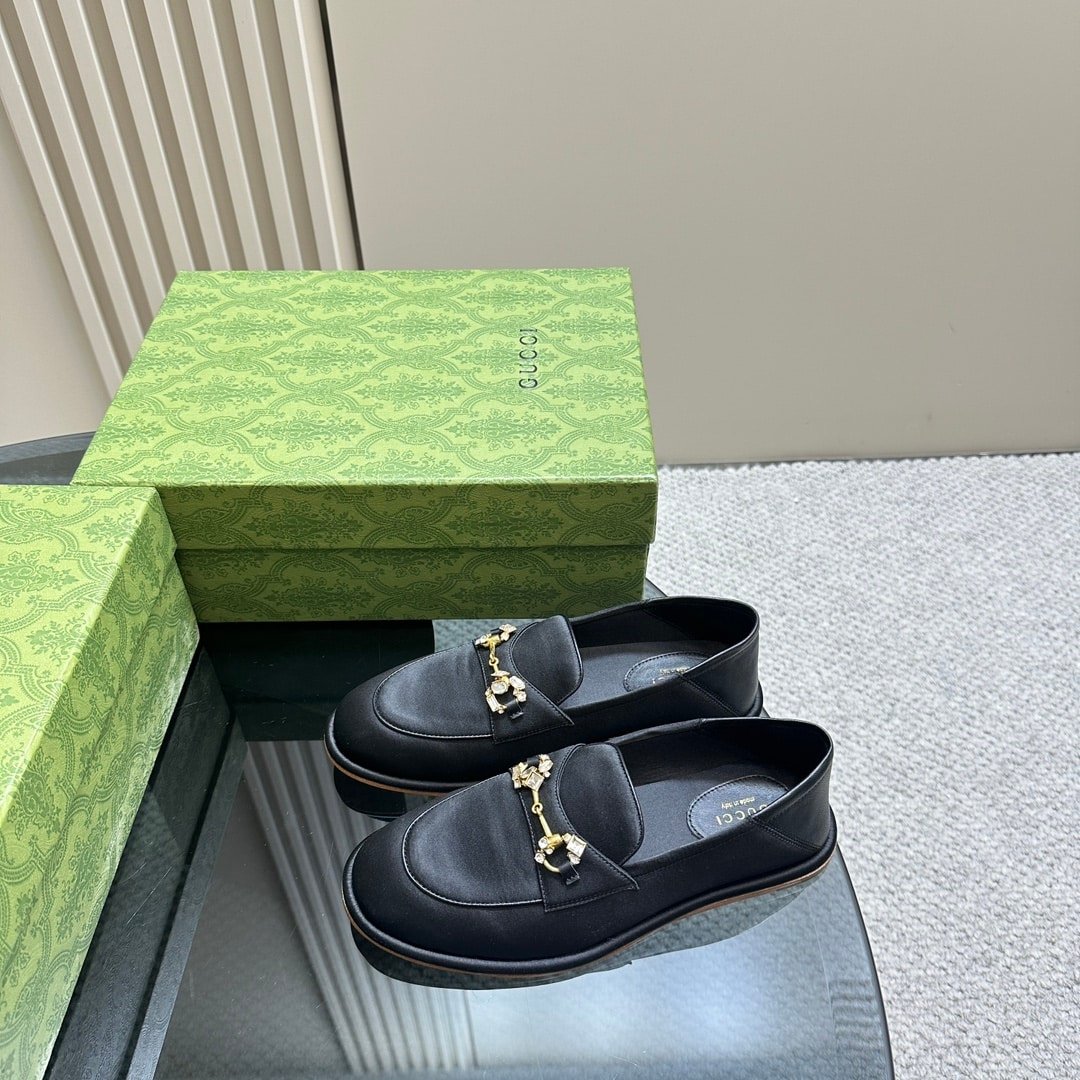 Gvc*1 Women’S Horsebit Loafer With Crystals Black 759780 Knd90 1000
