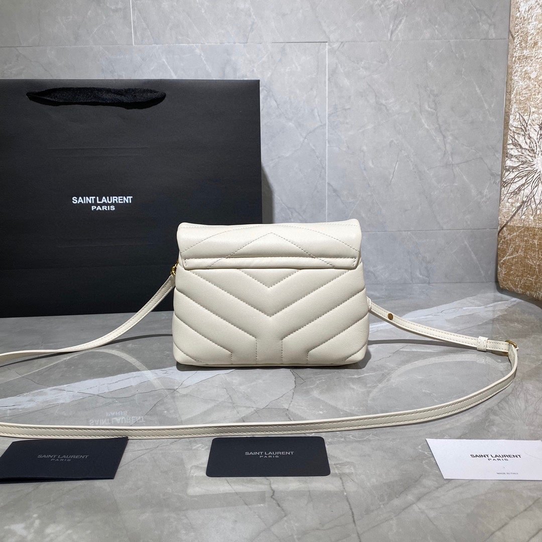 Sa1nt Lau*nt Loulou Toy Strap Bag In Quilted Y Leather White