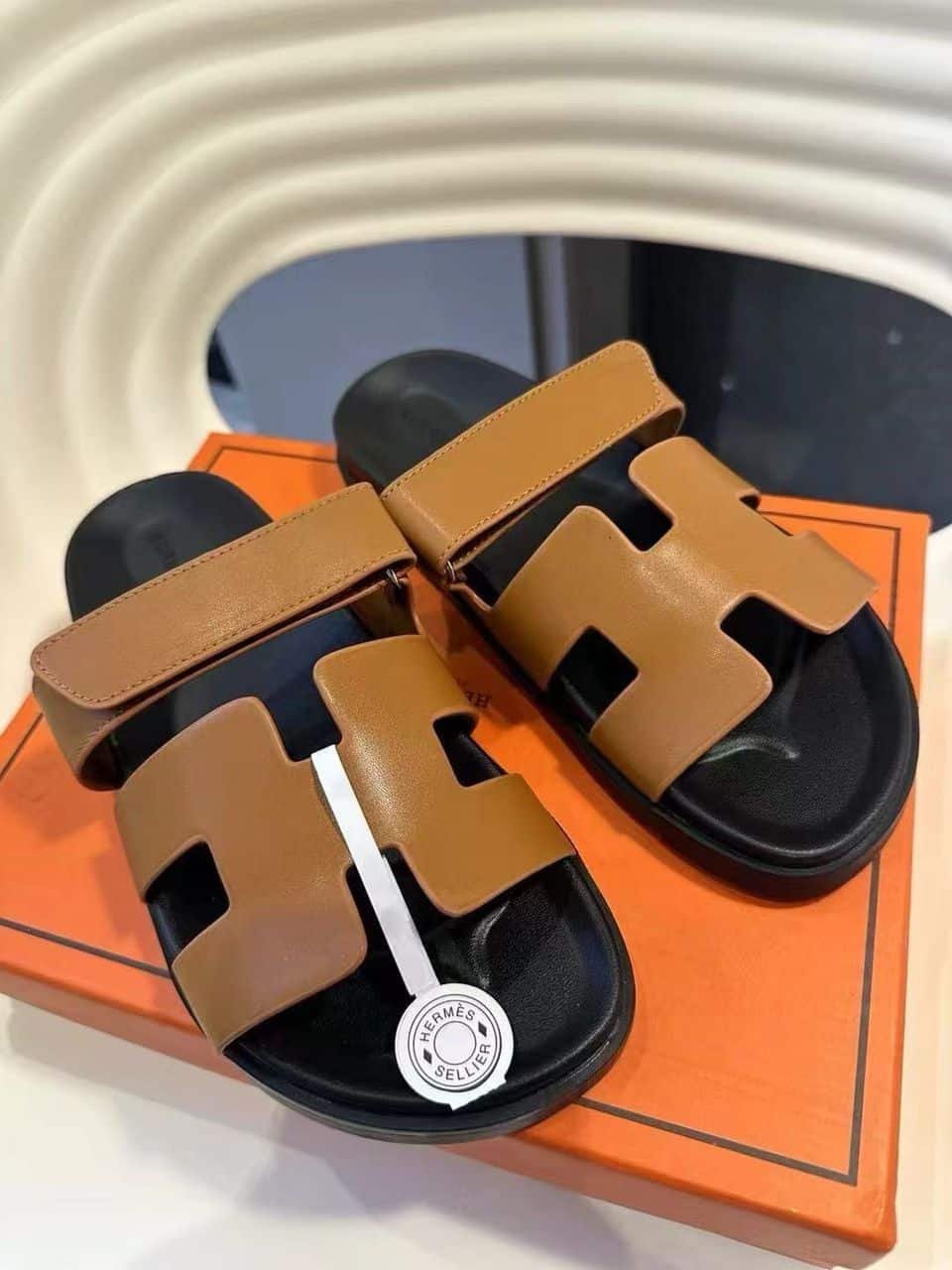 H**me5 Ankara Sandal Brown