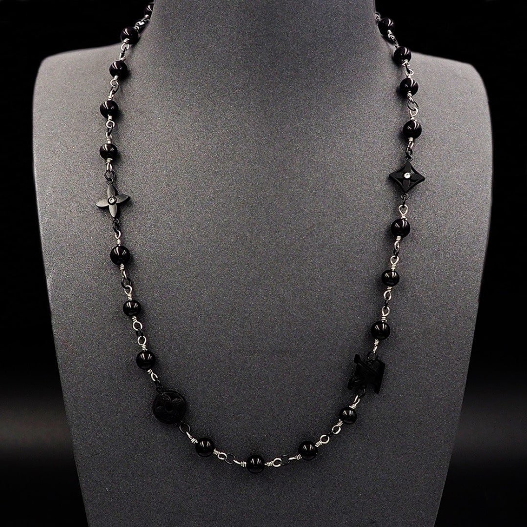 L0vis Vvtt0n Lv Pearls Necklace Black M02445
